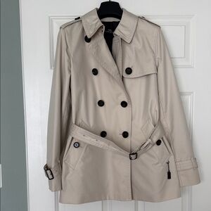NWT - COACH Double-Breasted Short Trench Coat in Porcelain - Small